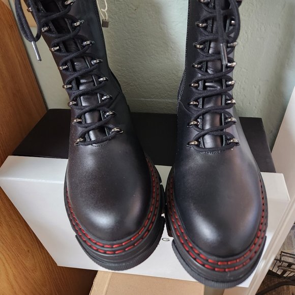 NIB Kurt Geiger London Black Leather Lace or Zip Combat Boots Cool Details! - Picture 5 of 14